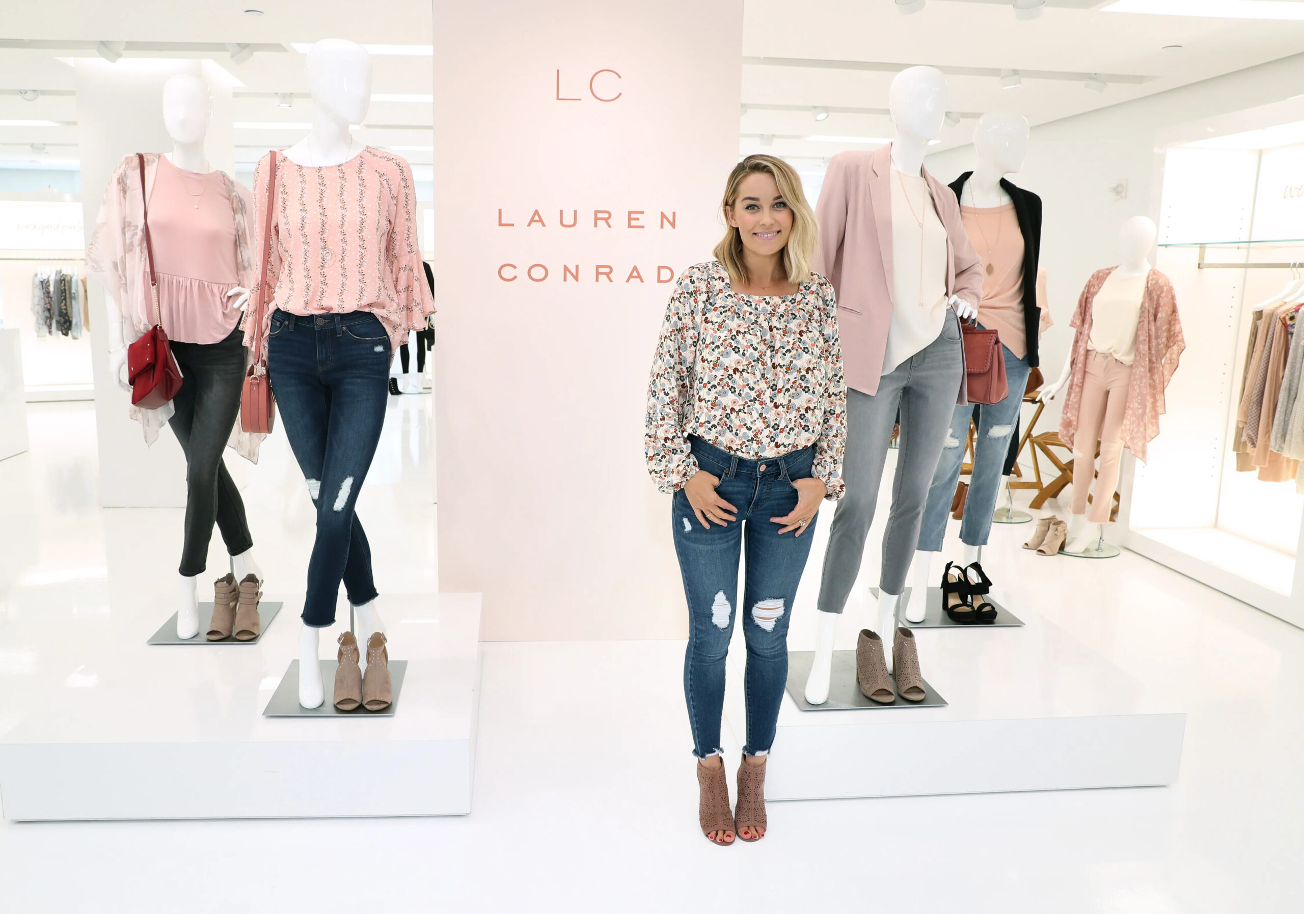 Lauren Conrad Fashion Influencer in USA